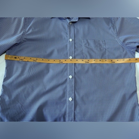 UNTUCKit Men's Size Large Blue Gingham Check Plaid Dress shirt~ Button Front - Picture 6 of 9